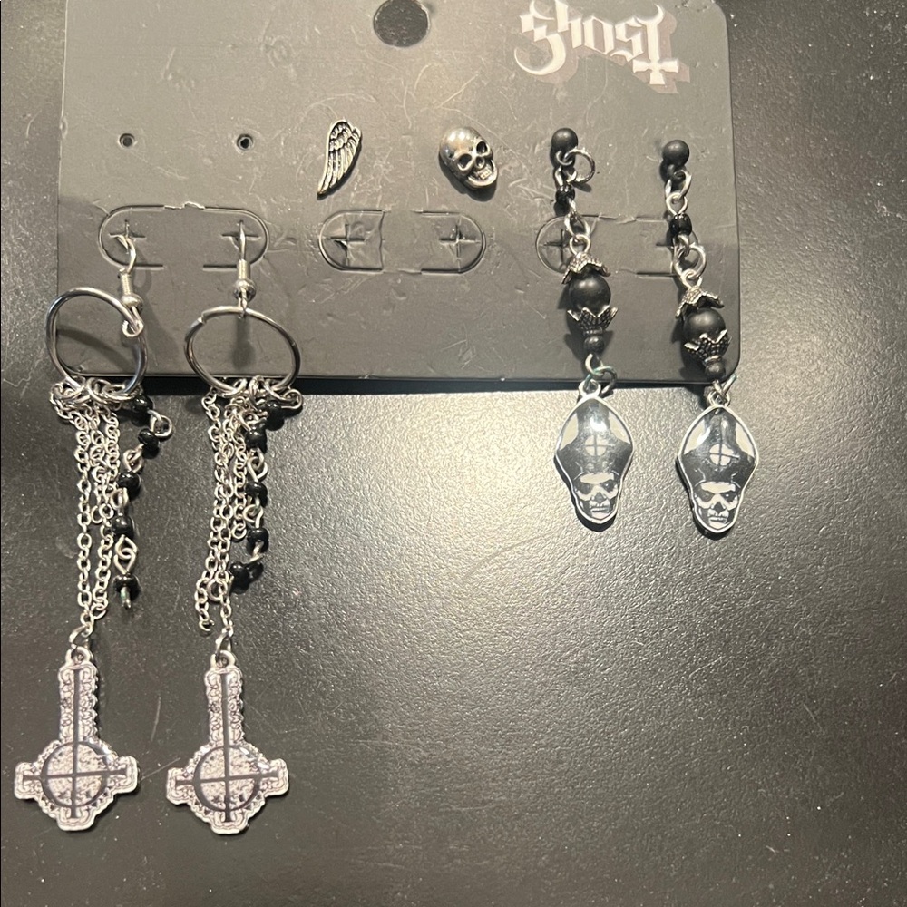 Silver and Black Gothic Earrings Set